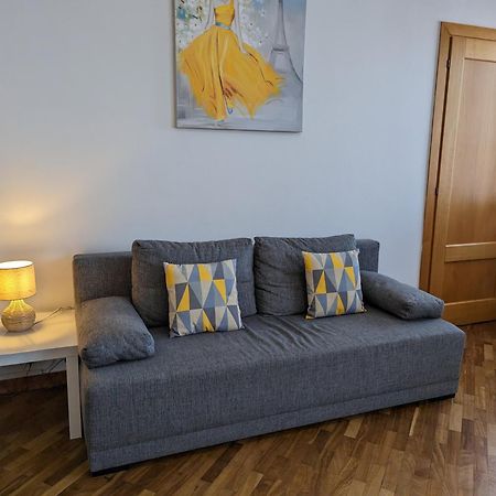 3-Bedroom Apt In Town Square Wroclaw Bagian luar foto