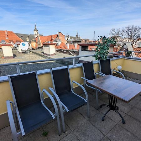 3-Bedroom Apt In Town Square Wroclaw Bagian luar foto