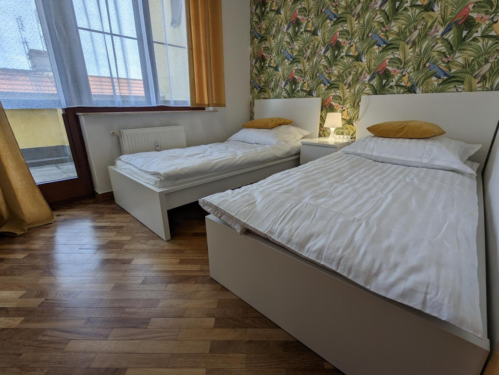 3-Bedroom Apt In Town Square Wroclaw Bagian luar foto